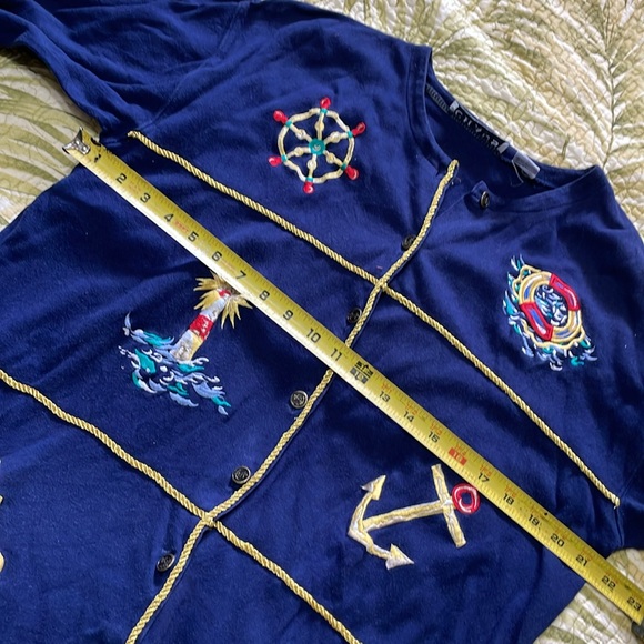 Chaus top with marine or boating motifs - Picture 7 of 7